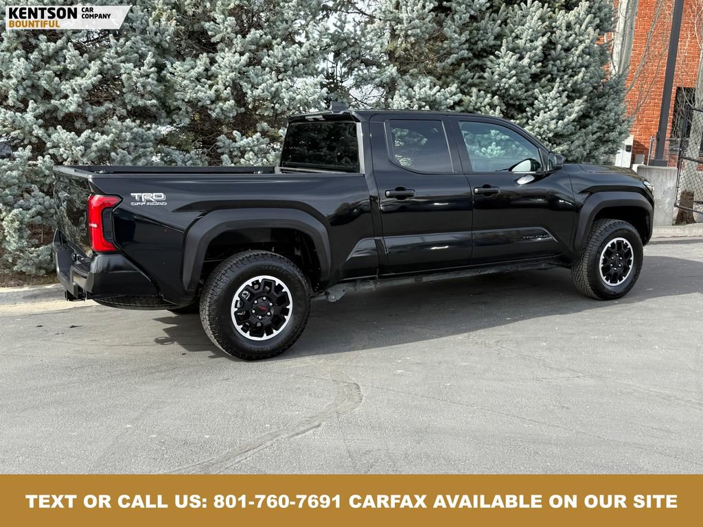 Used 2025 Toyota Tacoma TRD Off-Road image 9