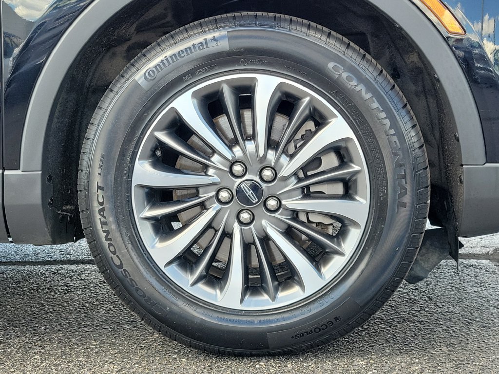 Certified 2023 Lincoln Nautilus FWD w/ Premium Package image 9