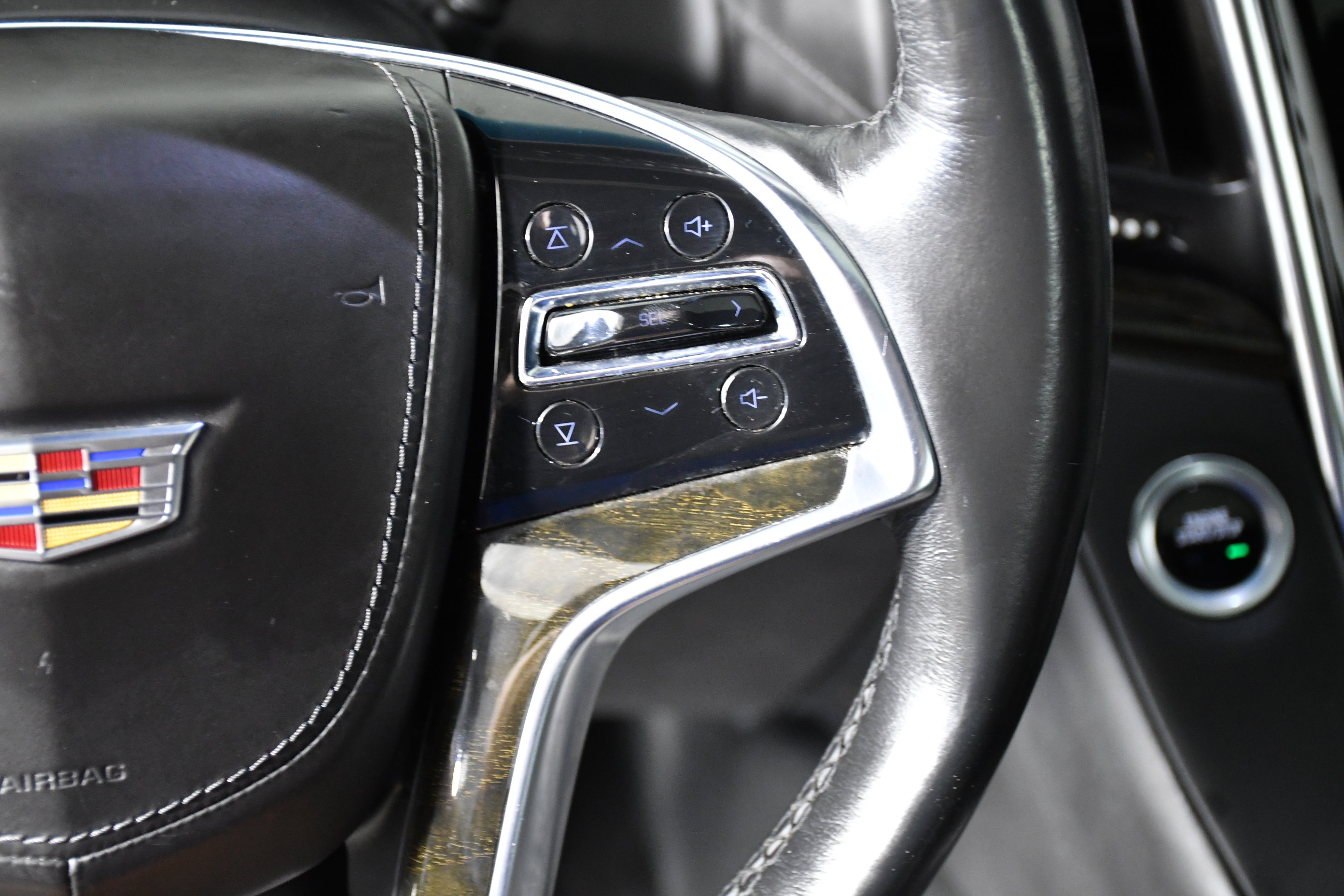 Used 2017 Cadillac Escalade ESV Platinum image 13