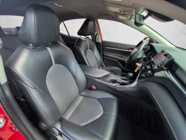 Used 2023 Toyota Camry SE FWD image 18