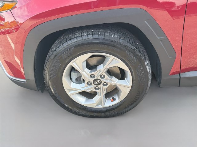 Certified 2024 Hyundai Tucson SEL FWD image 30