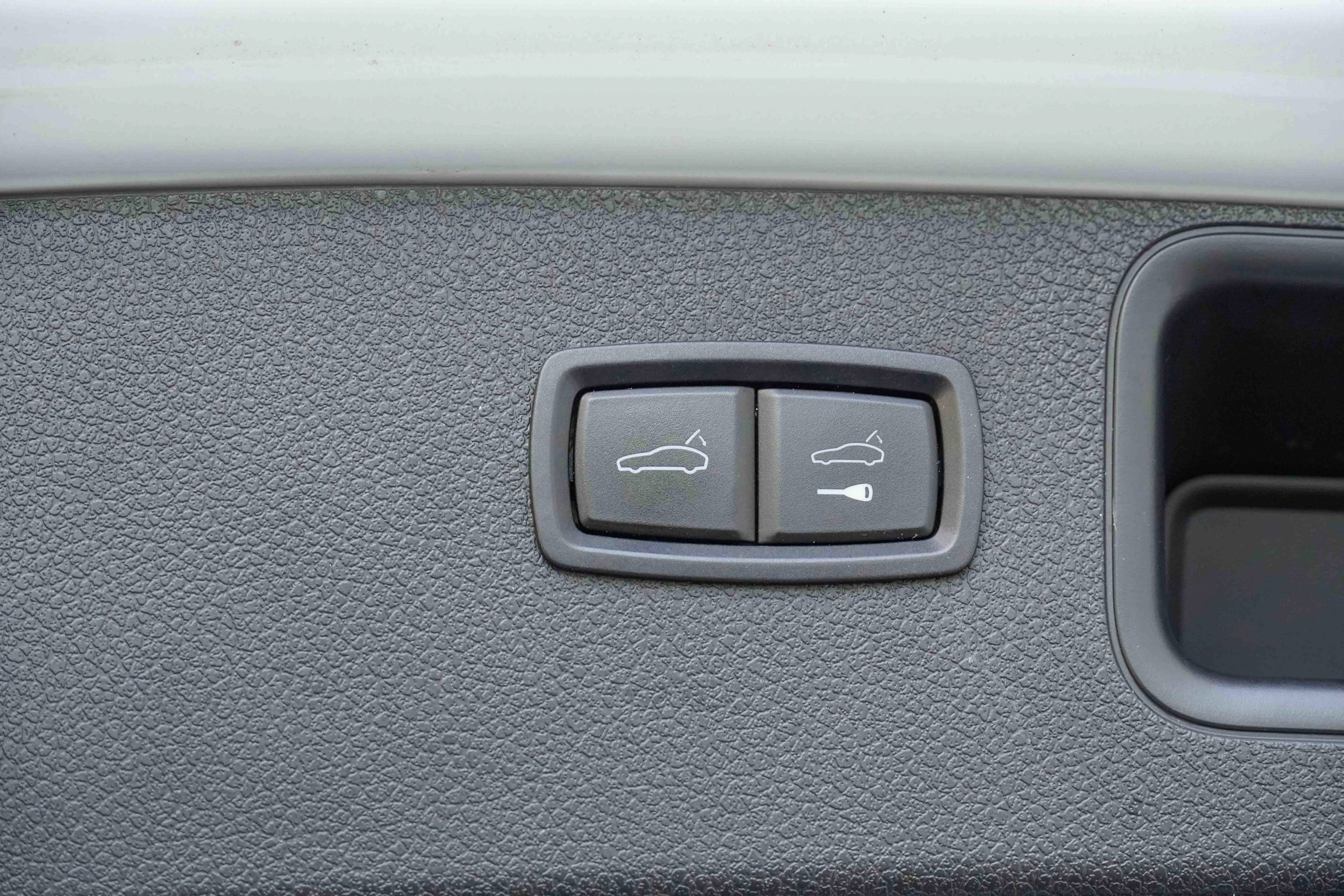 Used 2018 Porsche Macan Sport Edition image 36