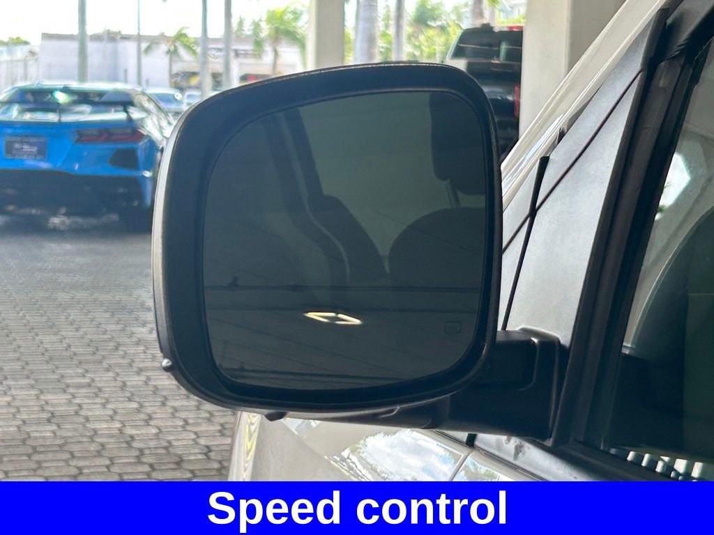 Used 2020 Dodge Grand Caravan SE w/ Rear Park Assist Package image 16