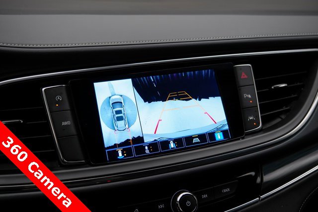 Used 2024 Buick Enclave Premium image 3