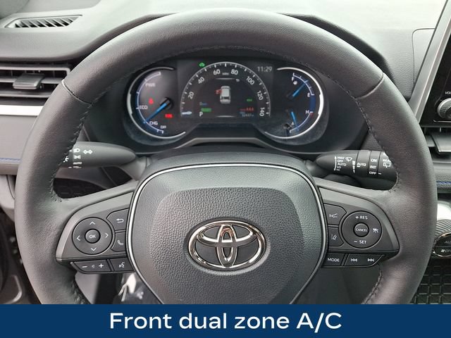 Used 2023 Toyota RAV4 SE w/ Convenience Package AWD/4WD image 4