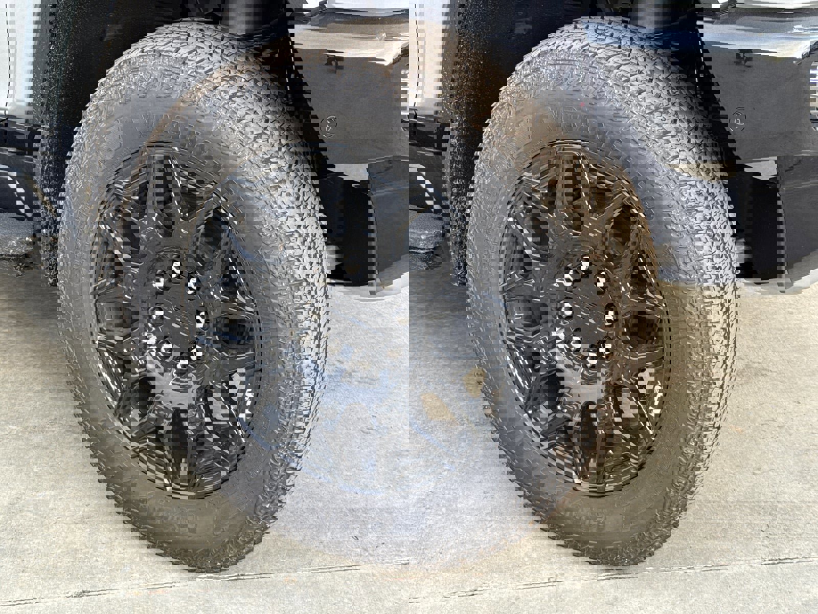 New 2026 GMC Hummer EV 4x4 Crew Cab image 6