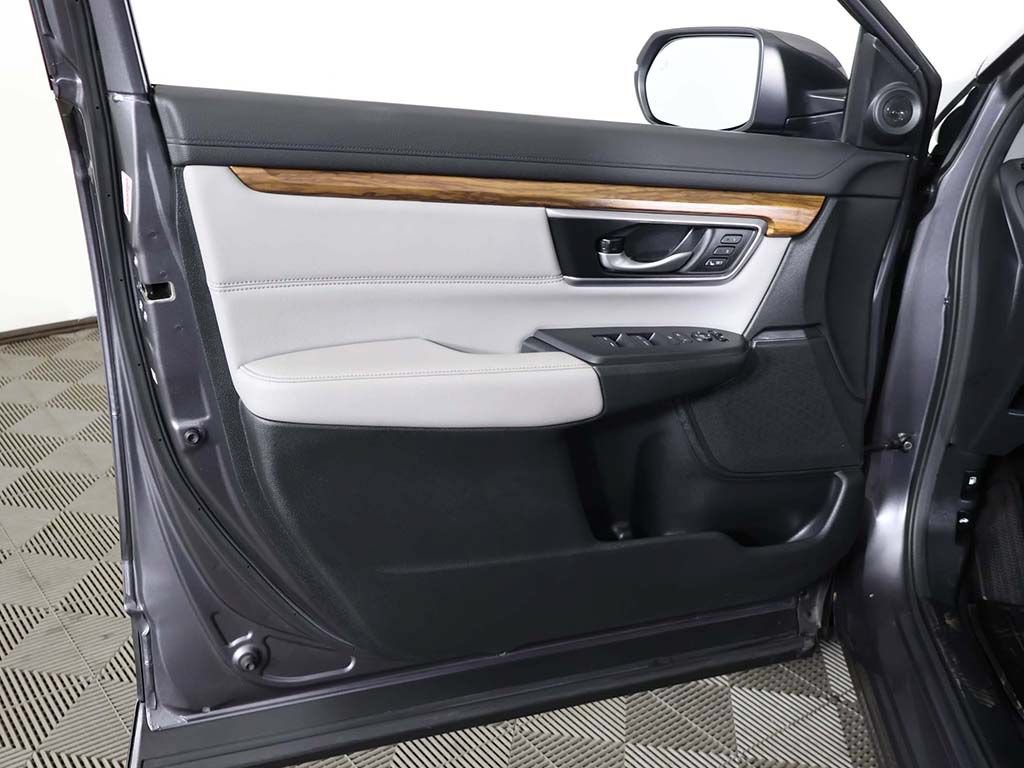 Used 2017 Honda CR-V Touring image 25