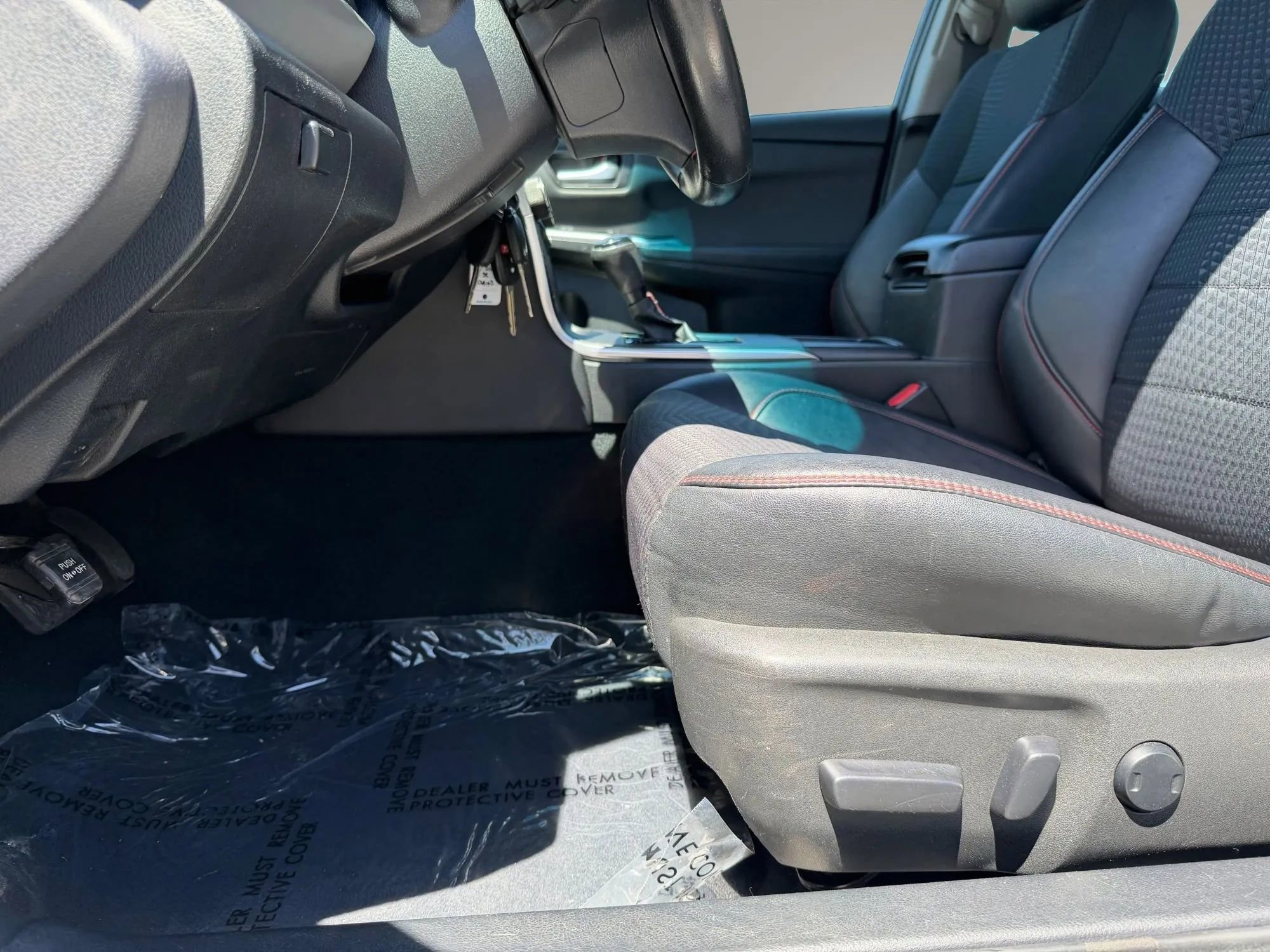 Used 2015 Toyota Camry SE FWD image 17