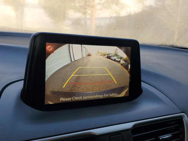 Used 2018 MAZDA MAZDA3 Sport w/ Preferred Equipment Package image 21