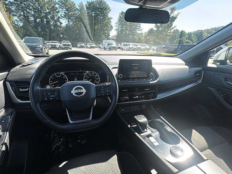 Certified 2025 Nissan Rogue SV AWD/4WD image 29