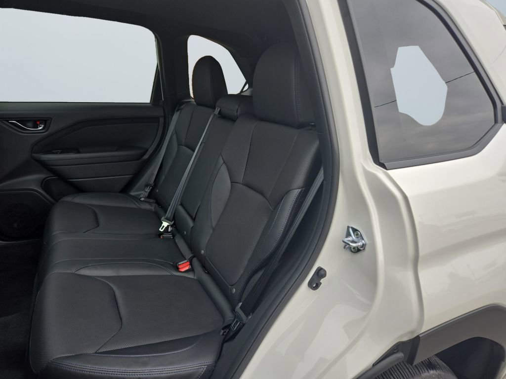 Certified 2025 Subaru Forester Limited image 13