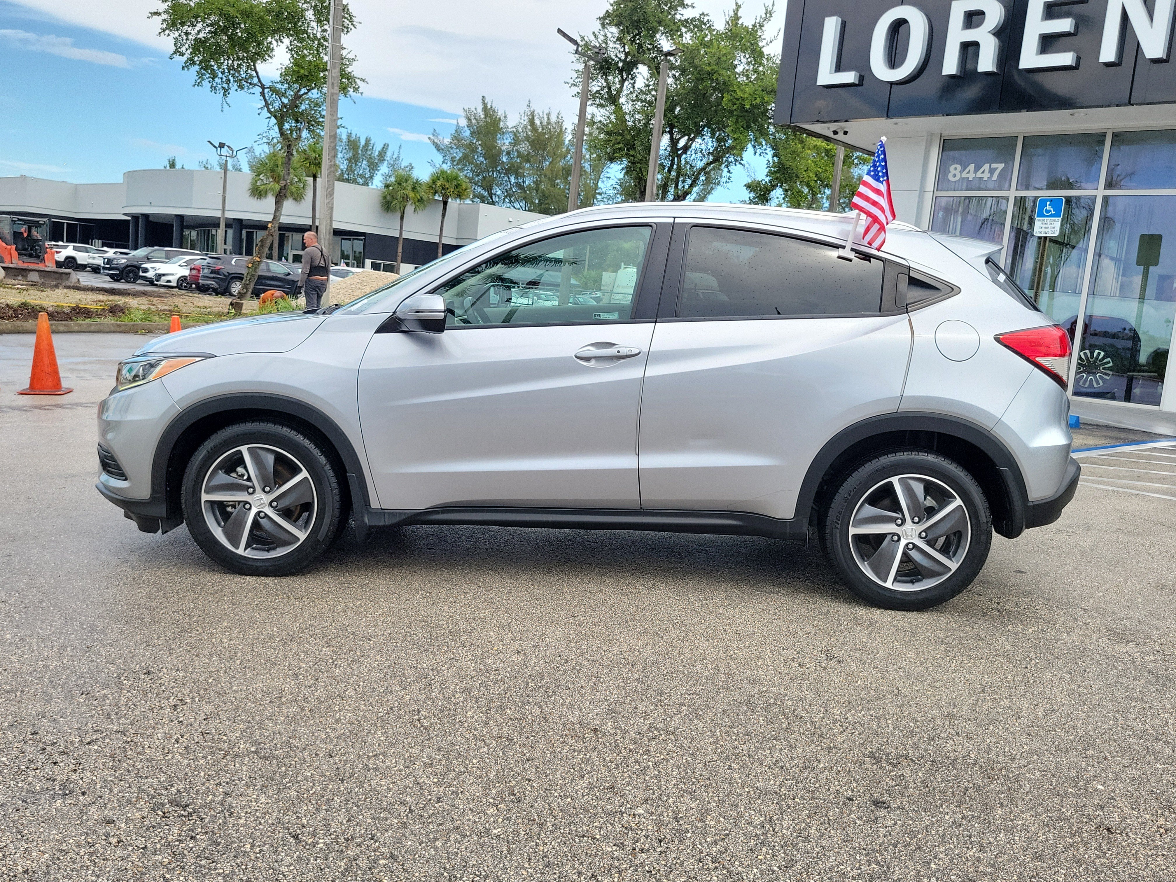 Used 2021 Honda HR-V EX-L image 8