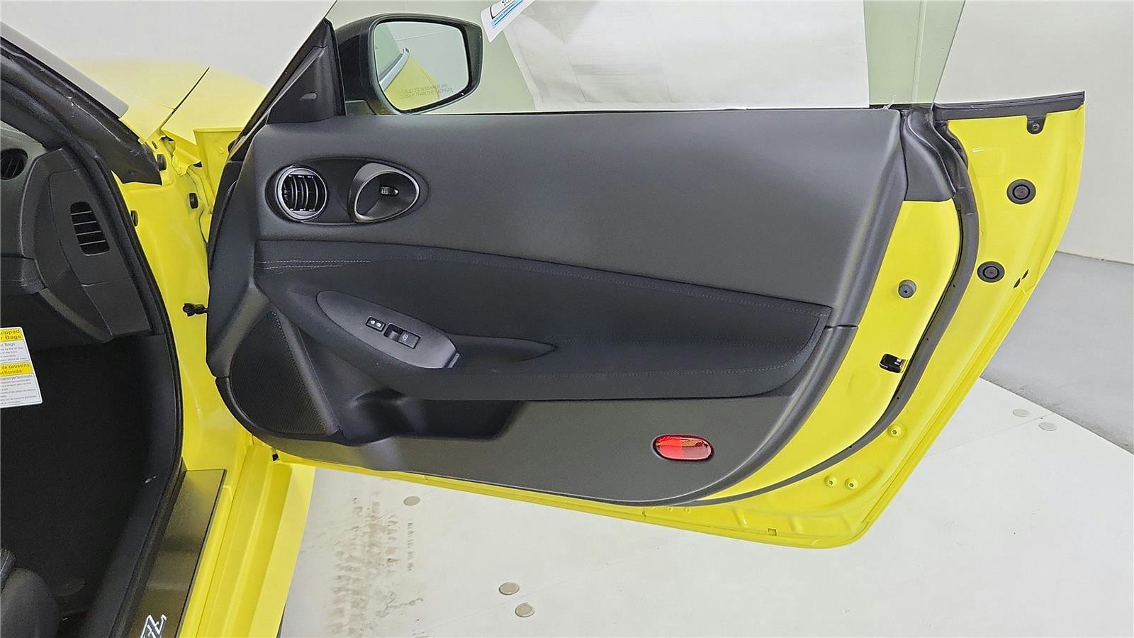 Used 2024 Nissan Z Sport w/ Floor Mat Package RWD image 24