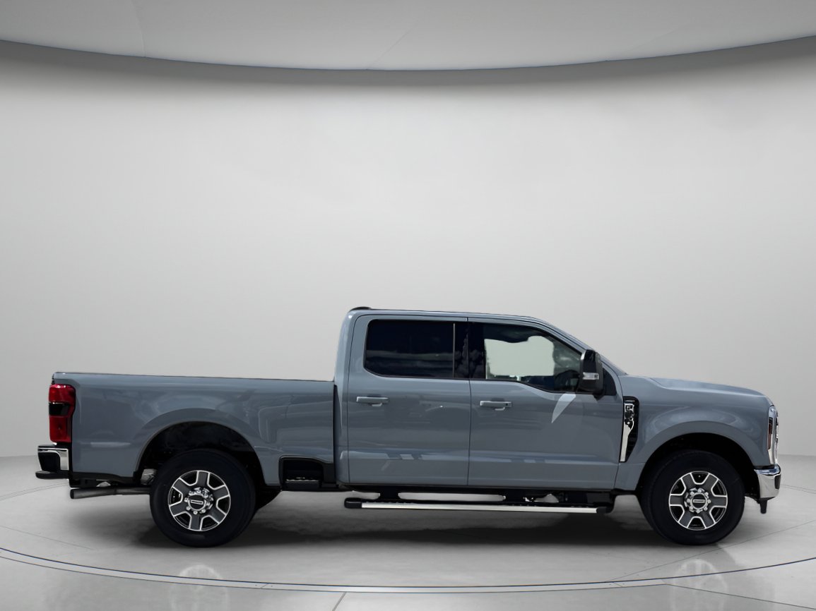 New 2026 Ford F350 Lariat image 2