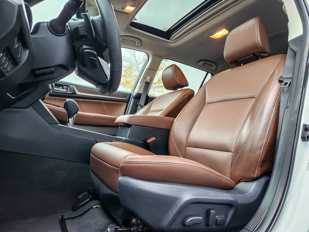 Used 2019 Subaru Outback 2.5i Touring w/ Popular Package #3A AWD/4WD image 7