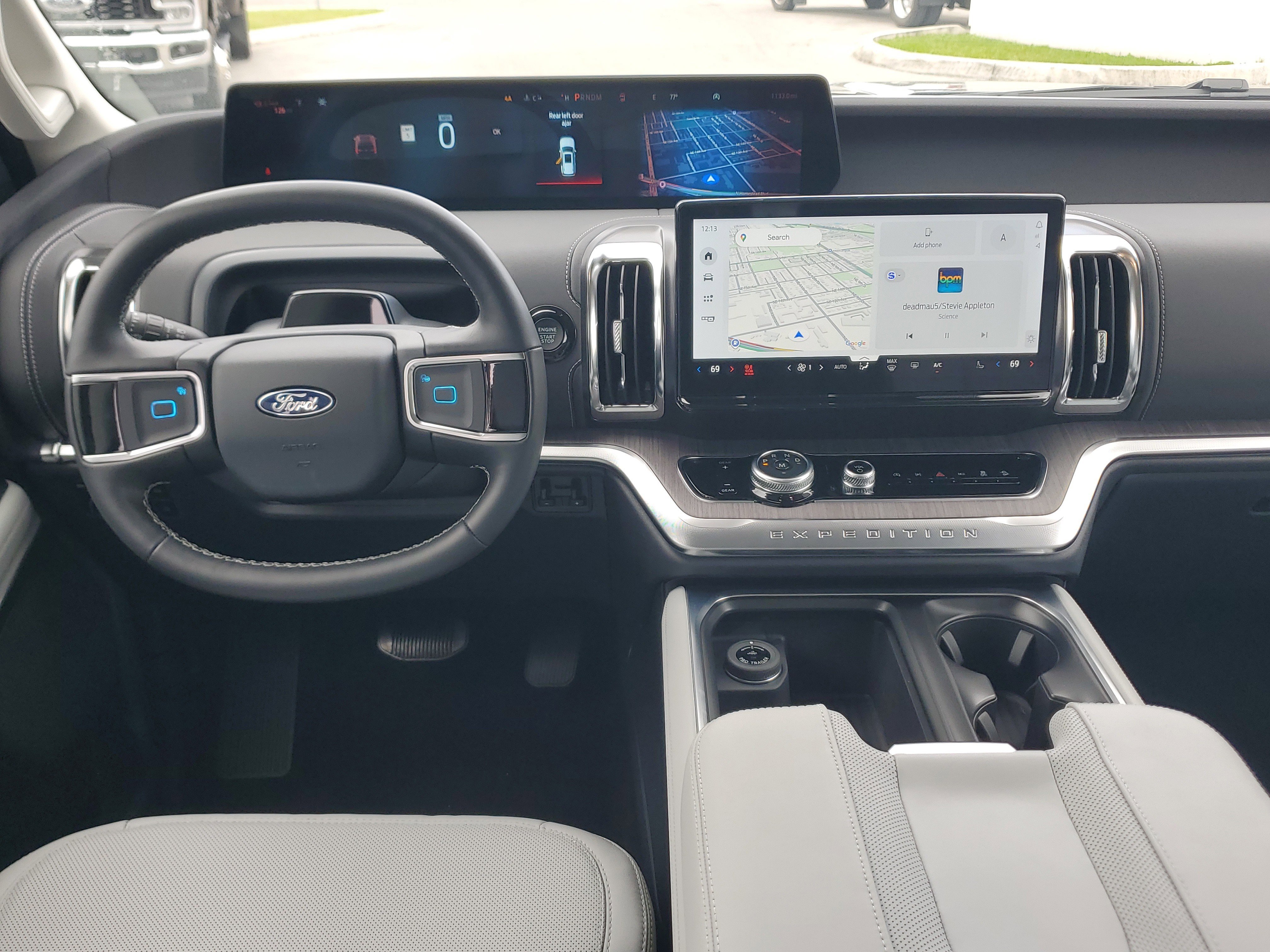 New 2026 Ford Expedition Max Platinum w/ Platinum Ultimate Package AWD/4WD image 14