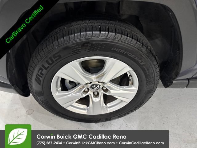 Used 2019 Toyota RAV4 XLE w/ Carpet Mat Package AWD/4WD image 42