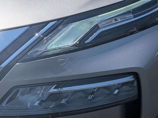 Certified 2023 Nissan Rogue Platinum w/ Platinum Premium Package AWD/4WD image 9