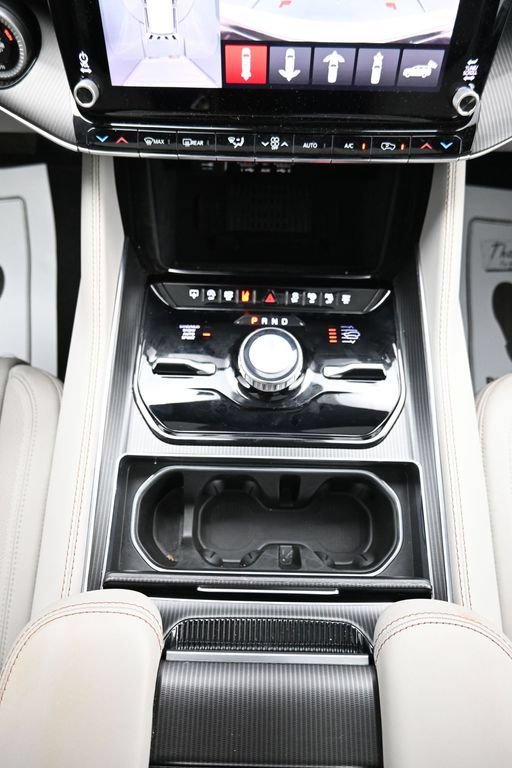 New 2026 Jeep Grand Wagoneer L Summit AWD/4WD image 24