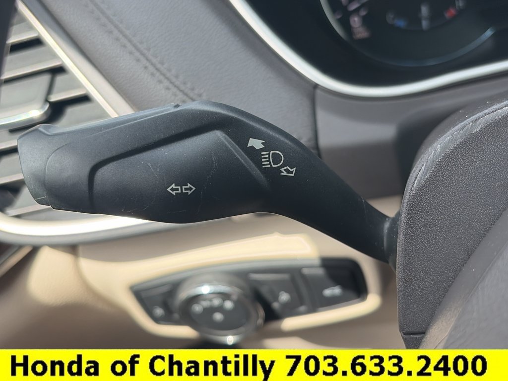 Used 2017 Lincoln MKX Select w/ Select Plus Package AWD/4WD image 10
