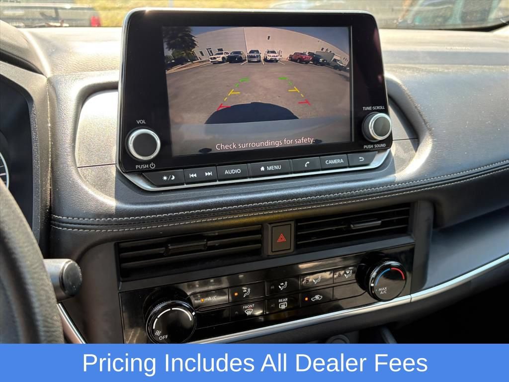 Used 2024 Nissan Rogue S AWD/4WD image 11