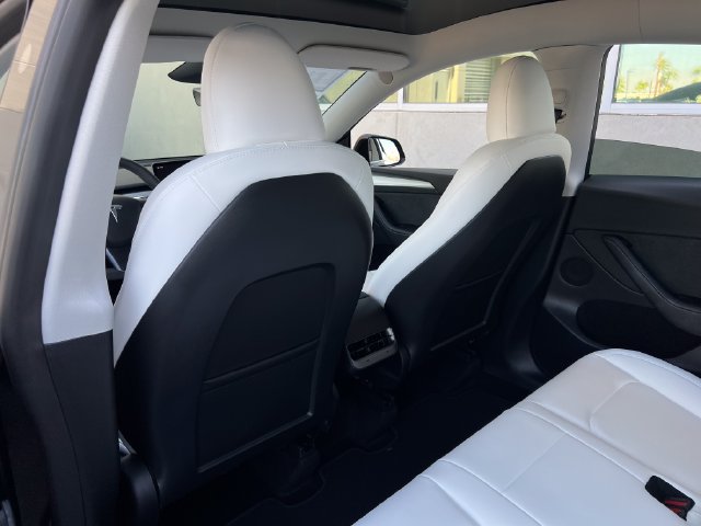 Used 2023 Tesla Model Y Long Range AWD/4WD image 26