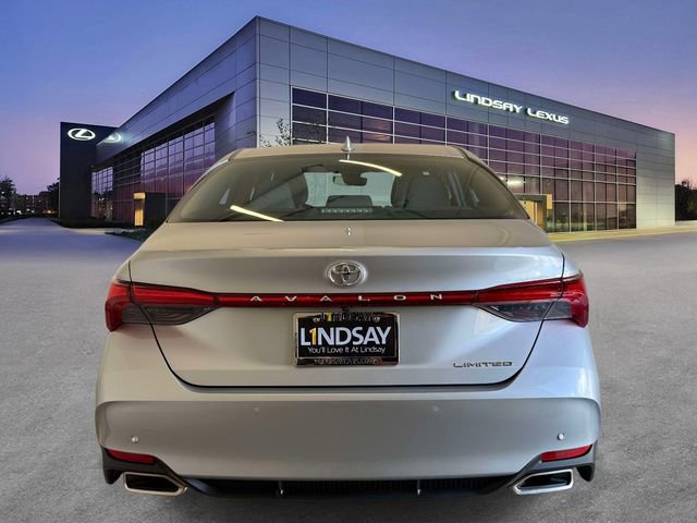 Used 2020 Toyota Avalon Limited w/ Advanced Safety Package image 11