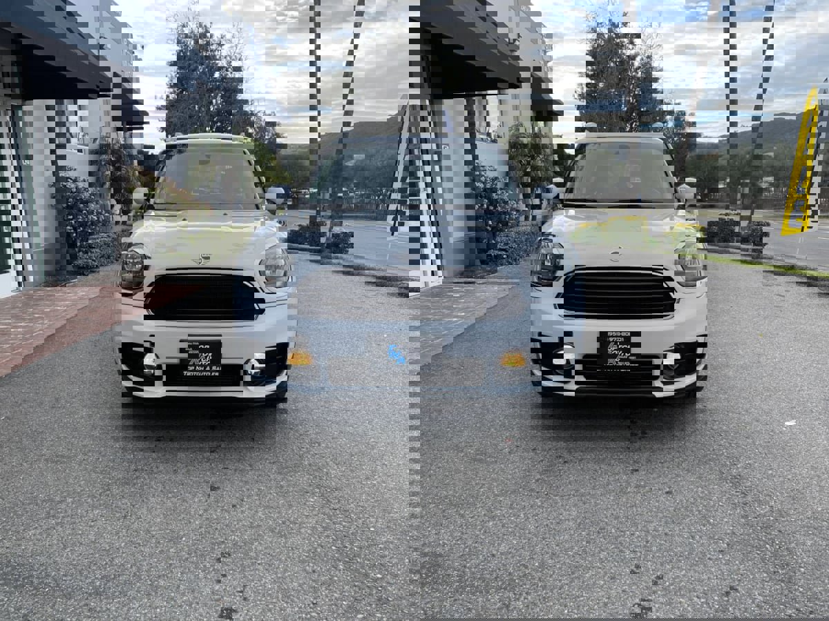 Used 2019 MINI Cooper Countryman image 2