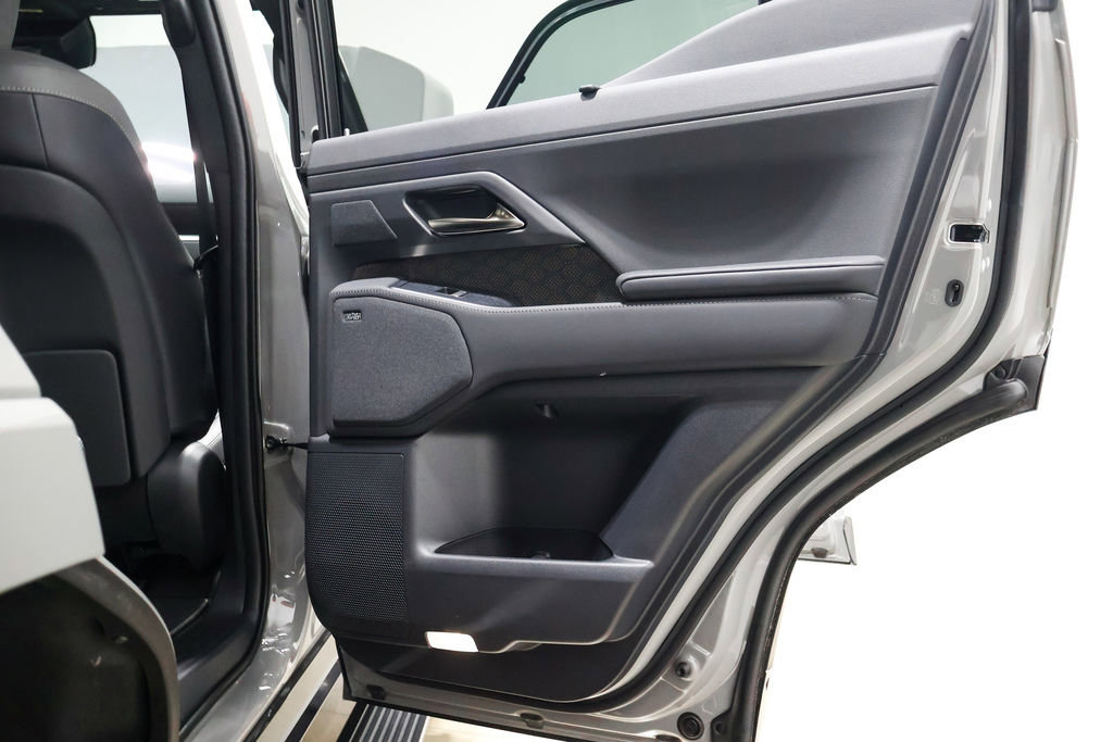 Used 2026 Lexus GX 550 w/ Accessory Package (2T) AWD/4WD image 46