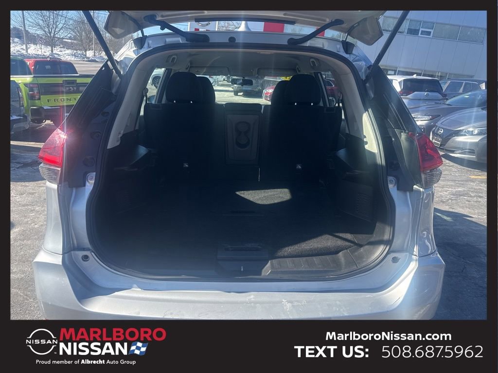 Certified 2018 Nissan Rogue S image 13