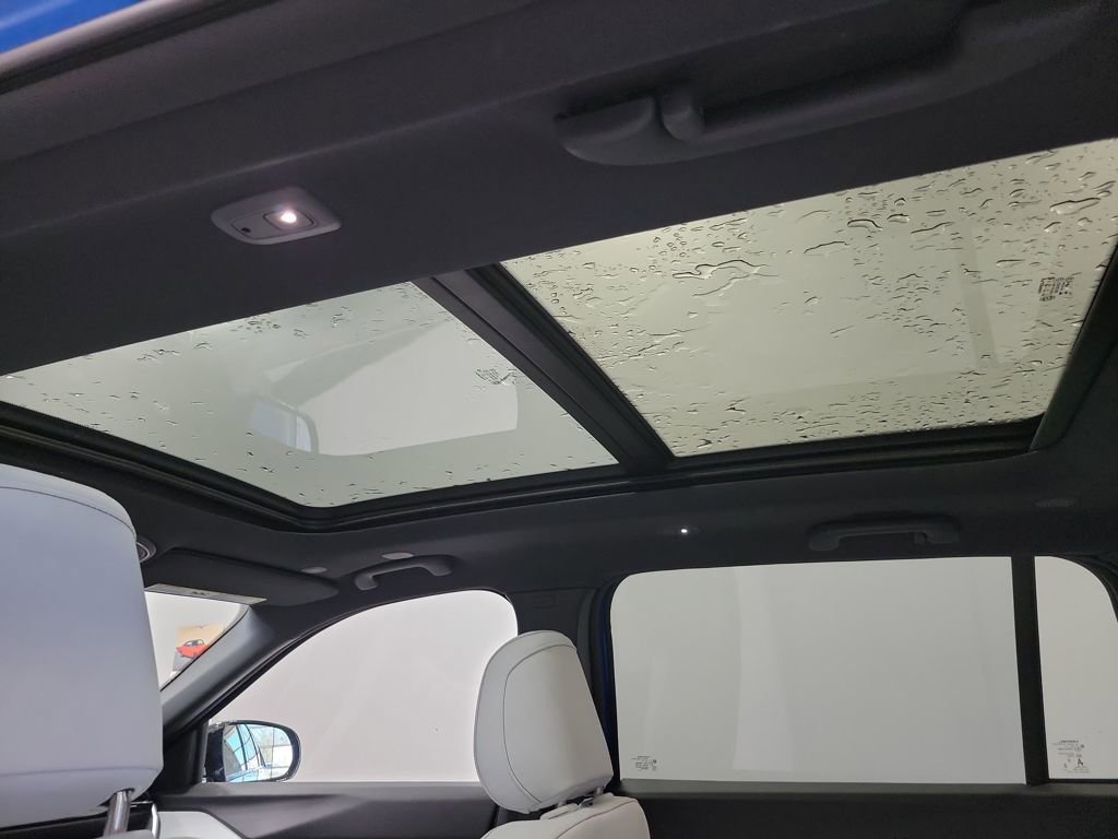 New 2026 Jeep Cherokee Overland w/ Trailer Tow Group image 12