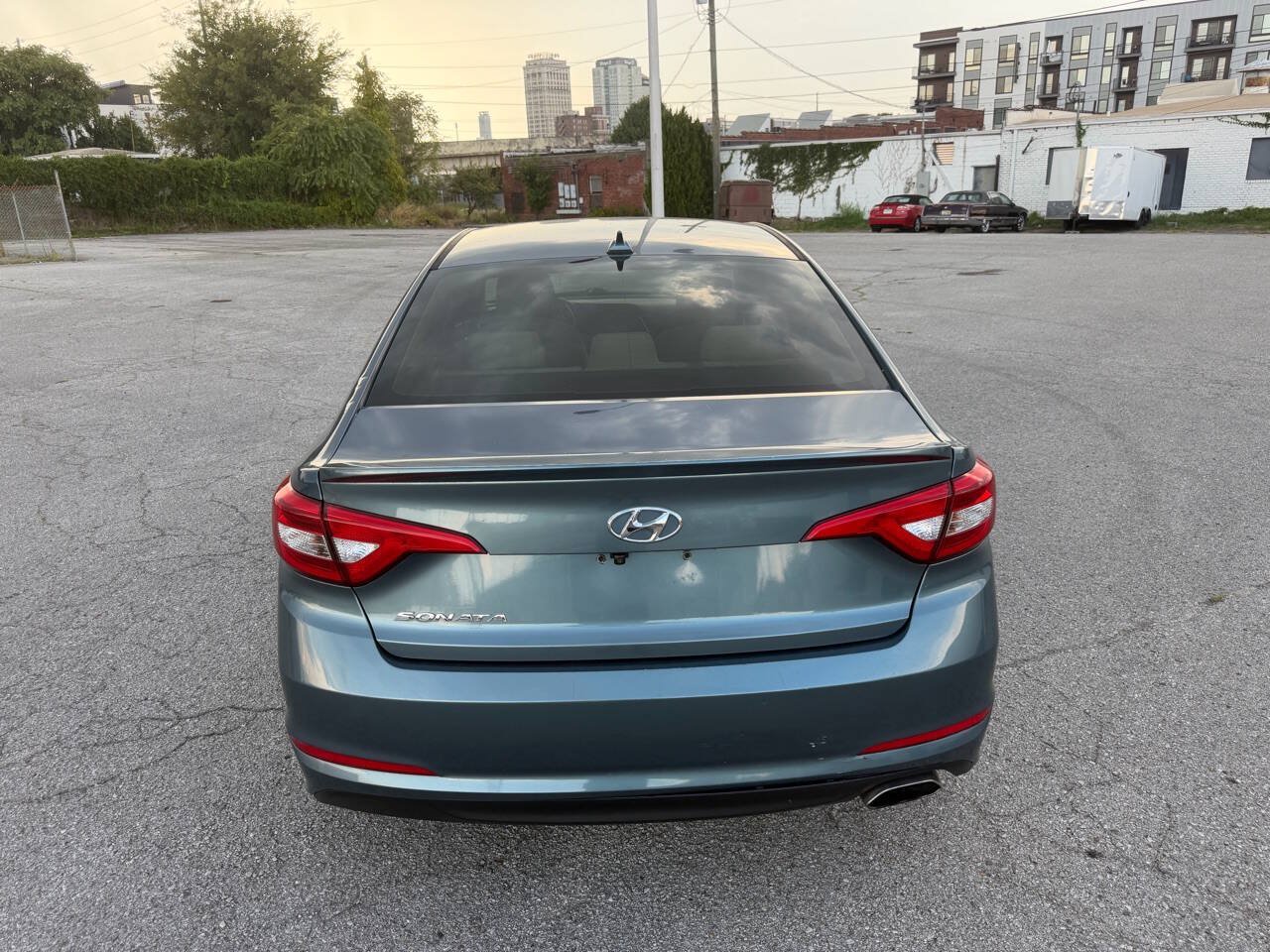 Used 2017 Hyundai Sonata SE FWD image 11