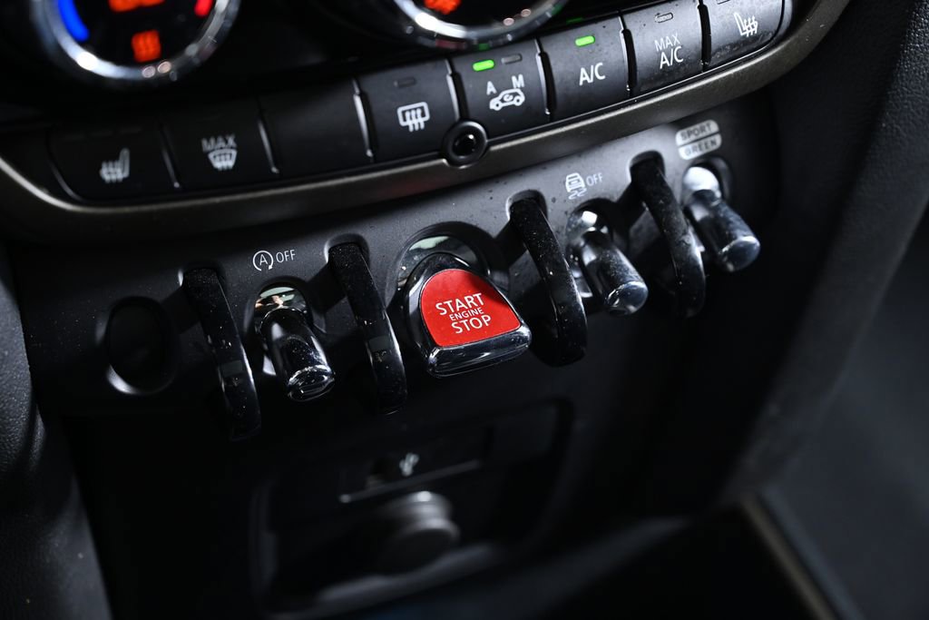 Certified 2024 MINI Cooper Countryman S AWD/4WD image 18