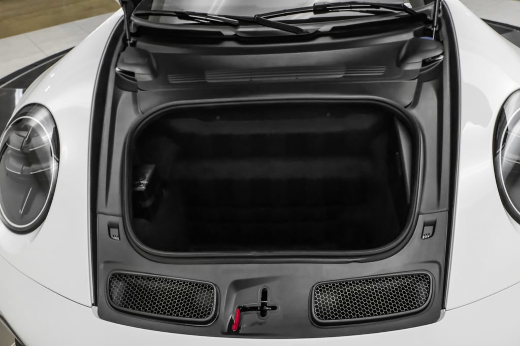 Used 2026 Porsche 911 GT3 w/ Weissach Package RWD image 43