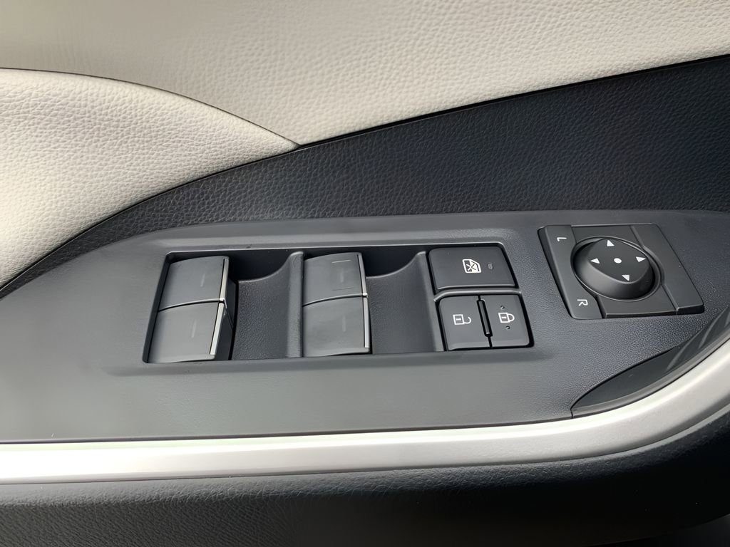 New 2025 Toyota RAV4 XLE image 12