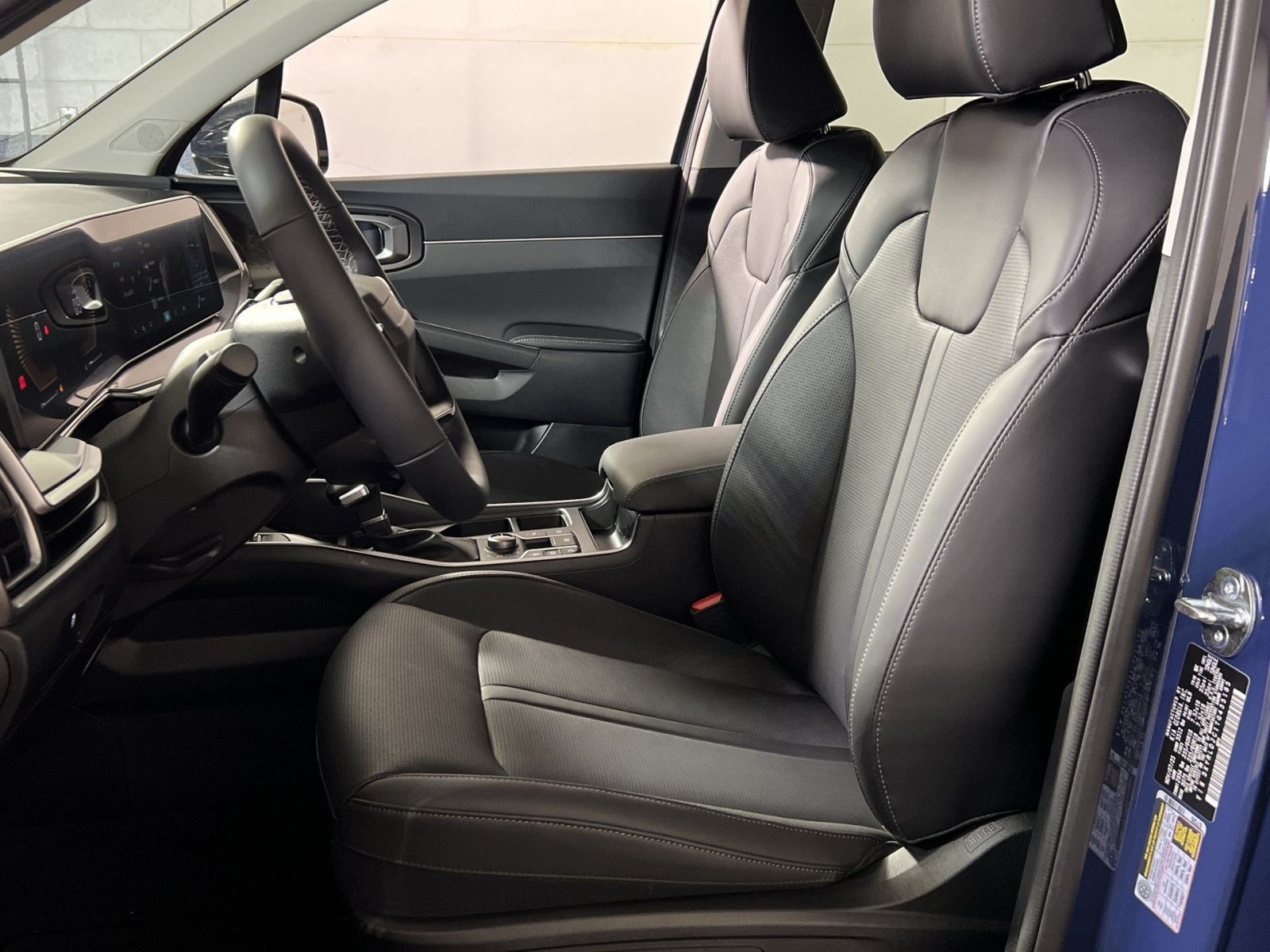 New 2026 Kia Sorento S AWD/4WD image 11