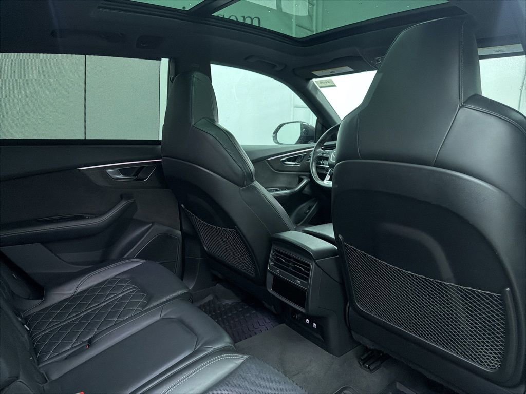 Used 2021 Audi SQ8 Prestige w/ Prestige Package image 26