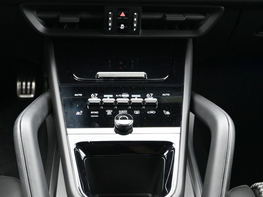 Certified 2025 Porsche Cayenne GTS image 23