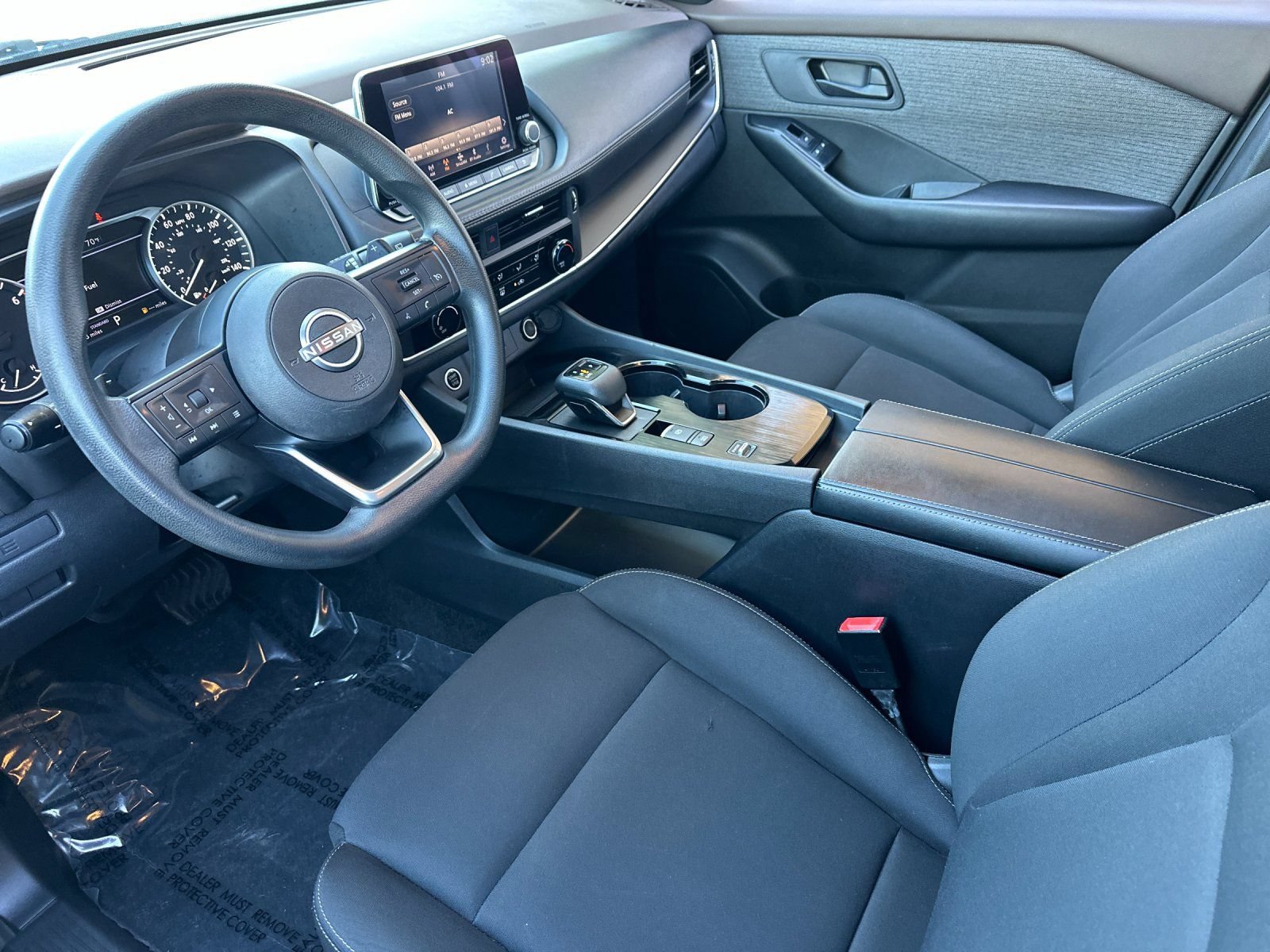 Used 2023 Nissan Rogue S FWD image 9