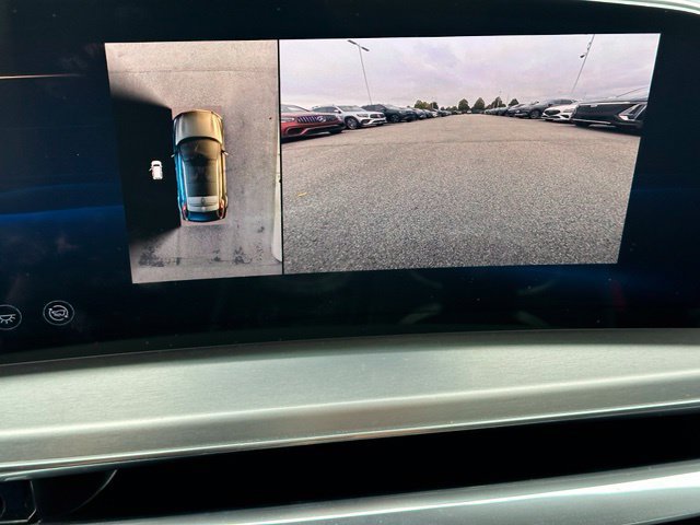 Used 2024 Cadillac Lyriq Luxury AWD/4WD image 26