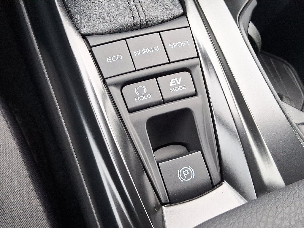 Used 2026 Toyota Camry LE FWD image 26