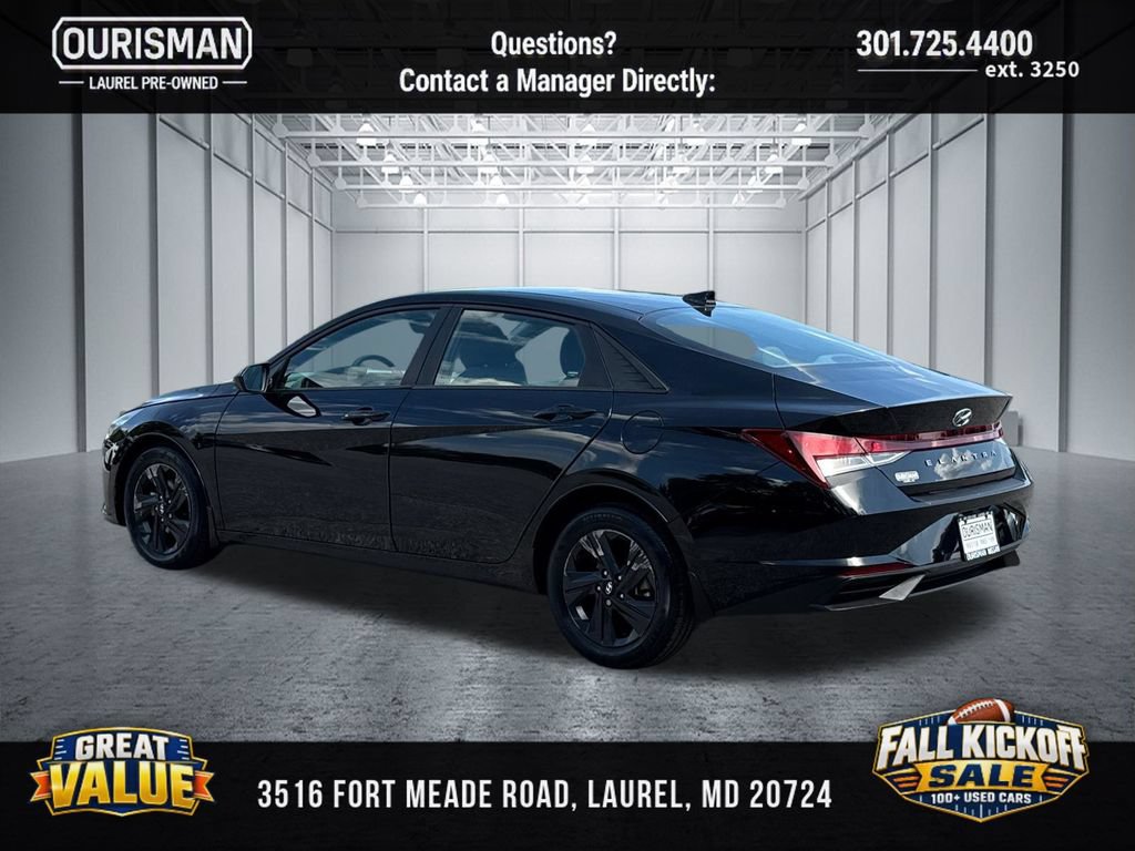 Used 2023 Hyundai Elantra SEL FWD image 3
