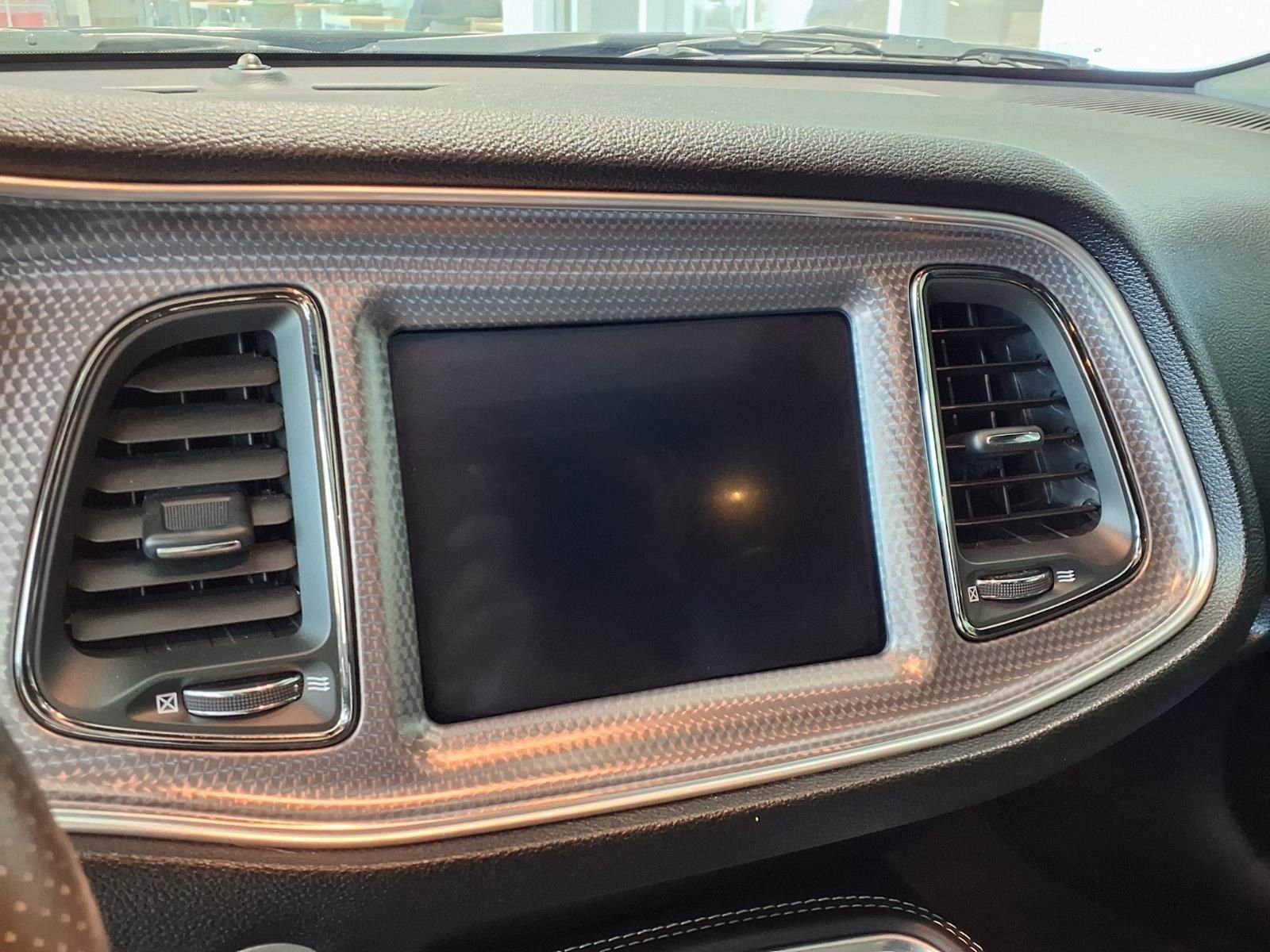 Used 2019 Dodge Challenger SRT Hellcat Redeye image 24