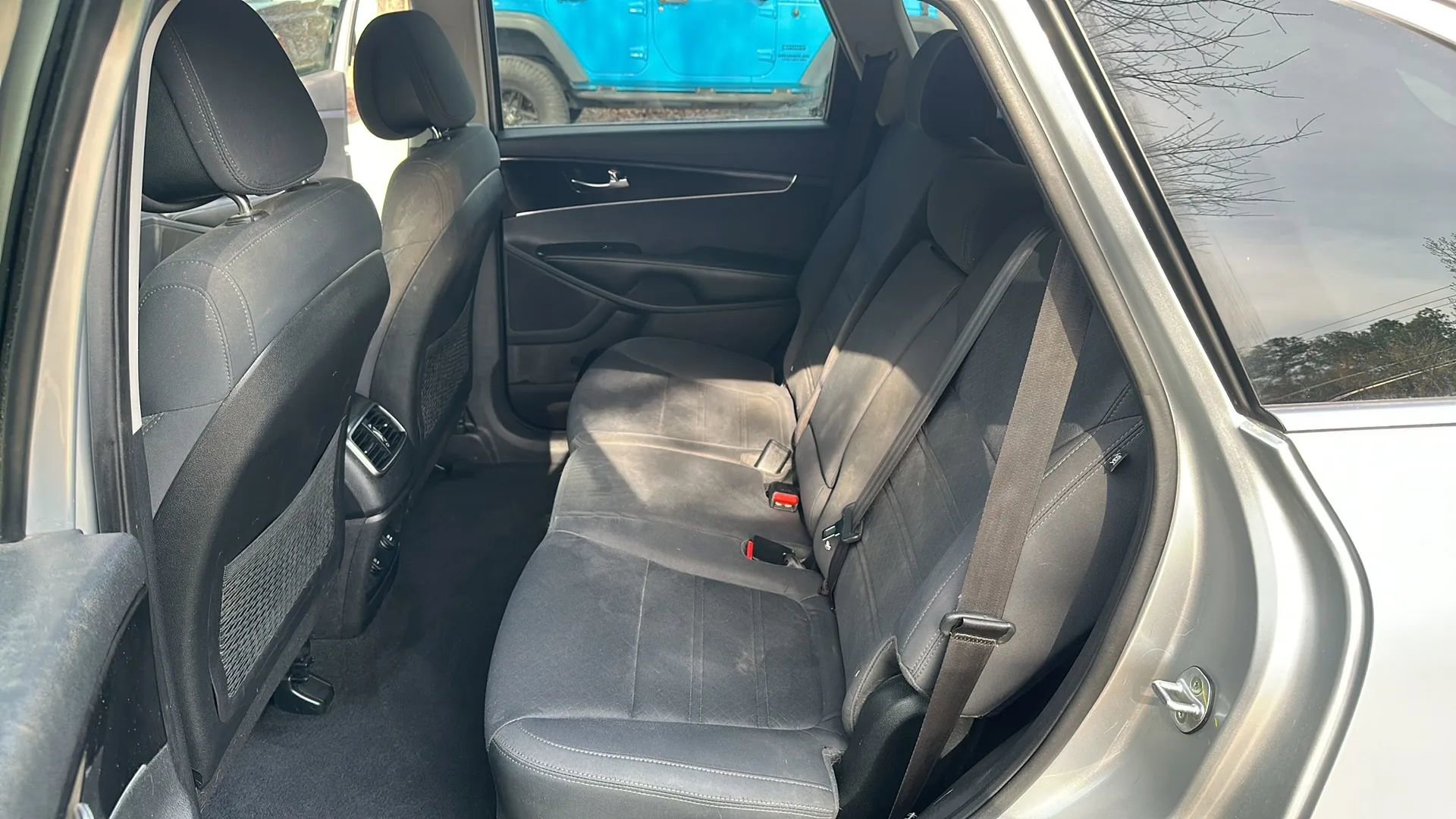 Used 2016 Kia Sorento LX image 14