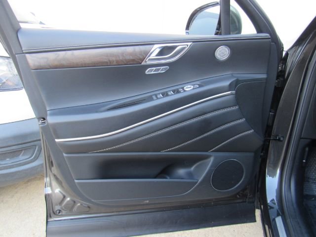 Used 2024 Genesis GV80 2.5T image 14