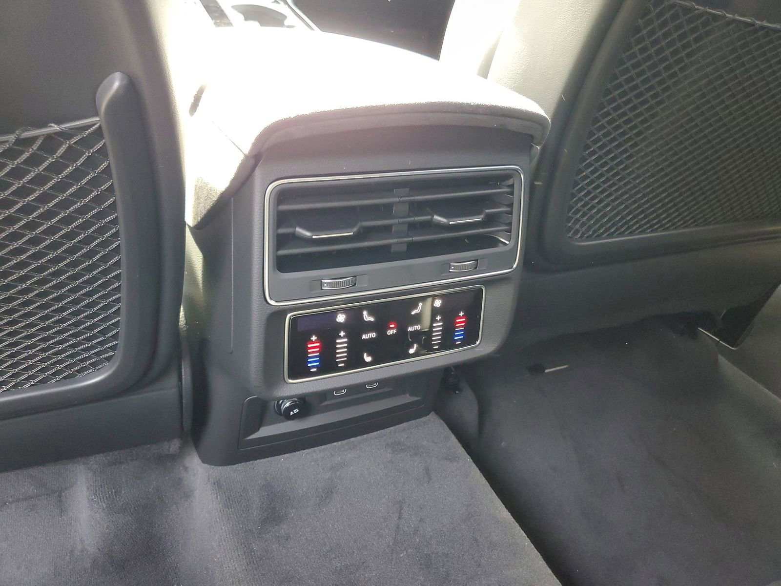 New 2026 Audi RS Q8 performance image 12