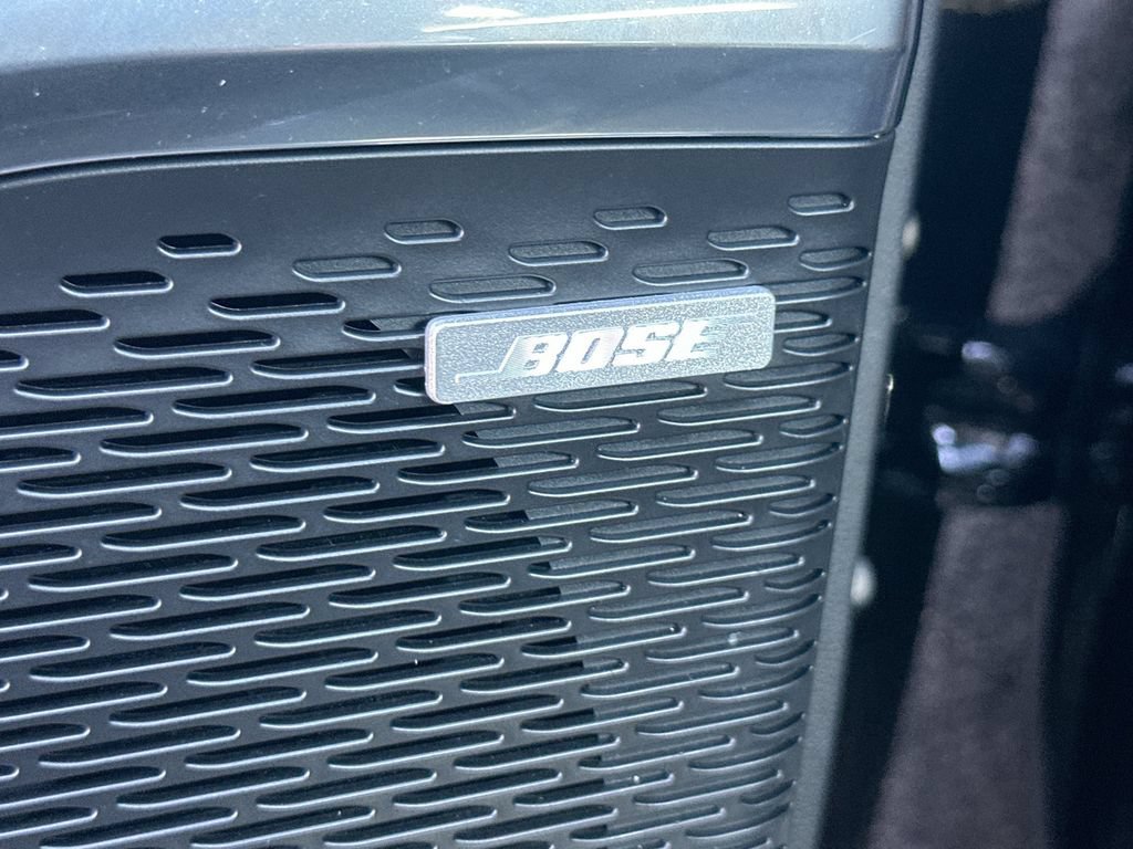 Used 2026 GMC Acadia Elevation w/ Elevation Premium Package FWD image 18