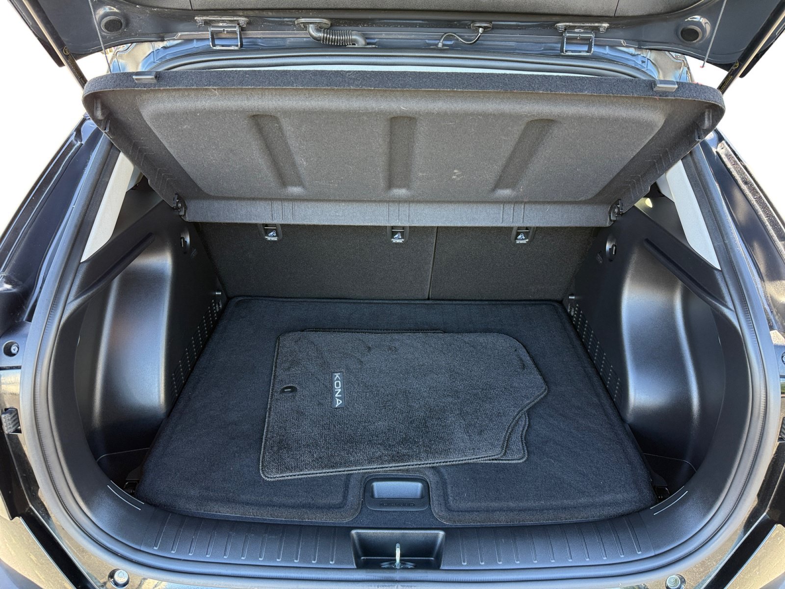 Used 2024 Hyundai Kona SEL FWD image 17