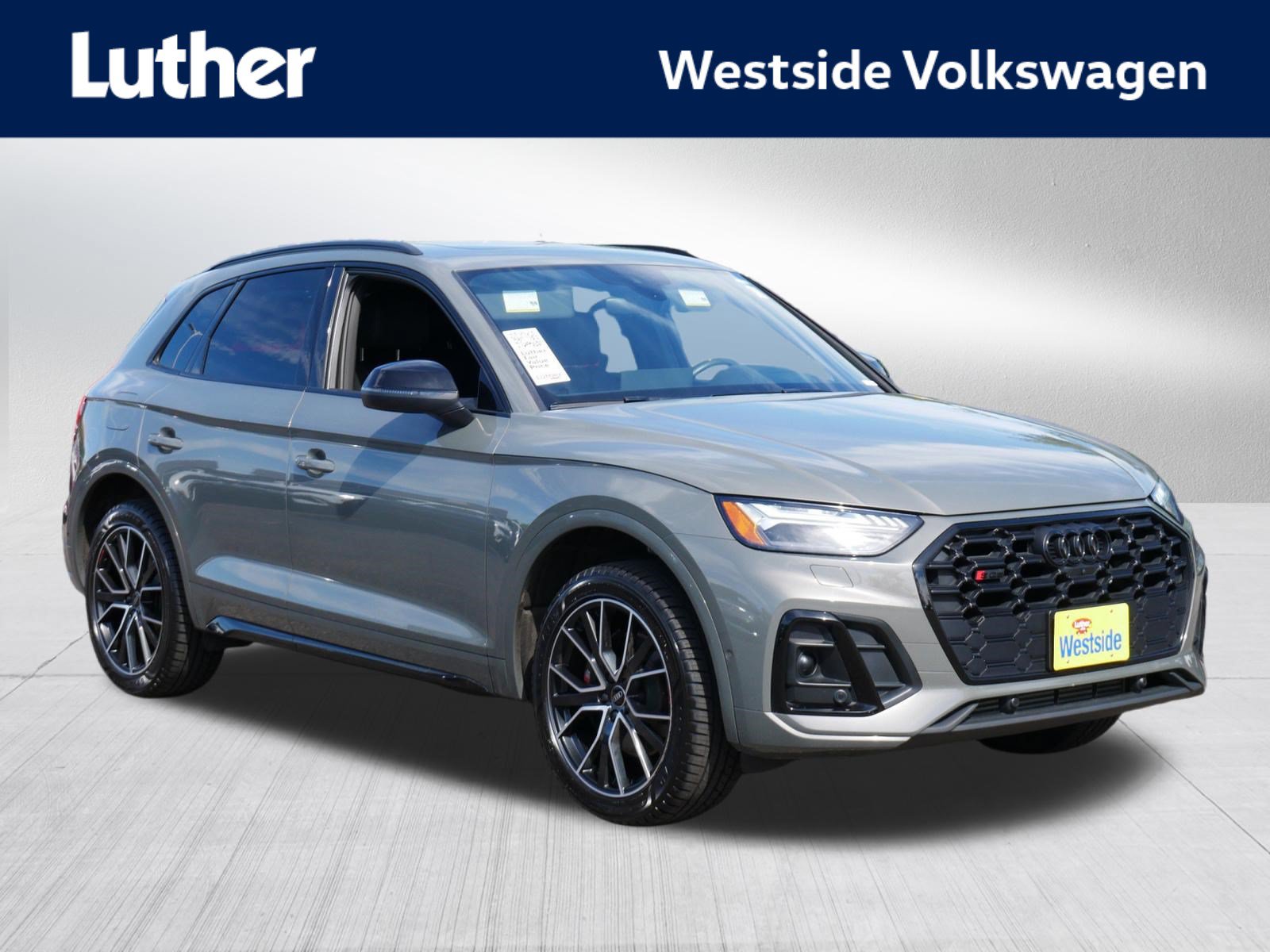 Used 2023 Audi SQ5 Prestige w/ Prestige Package AWD/4WD image 1