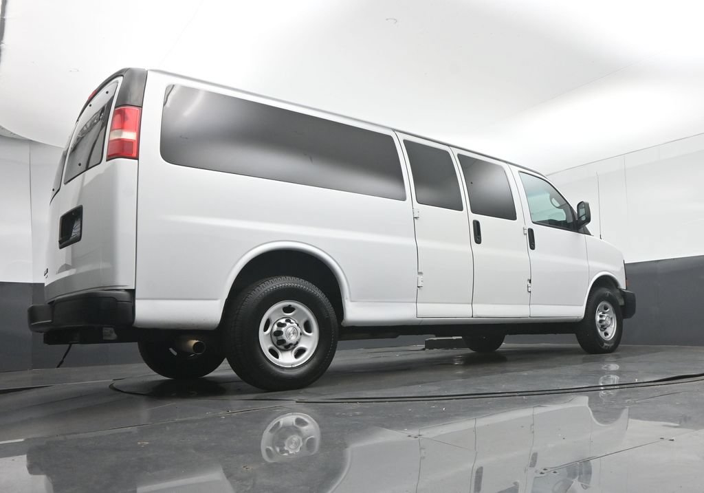 Used 2014 Chevrolet Express 3500 LS RWD image 57